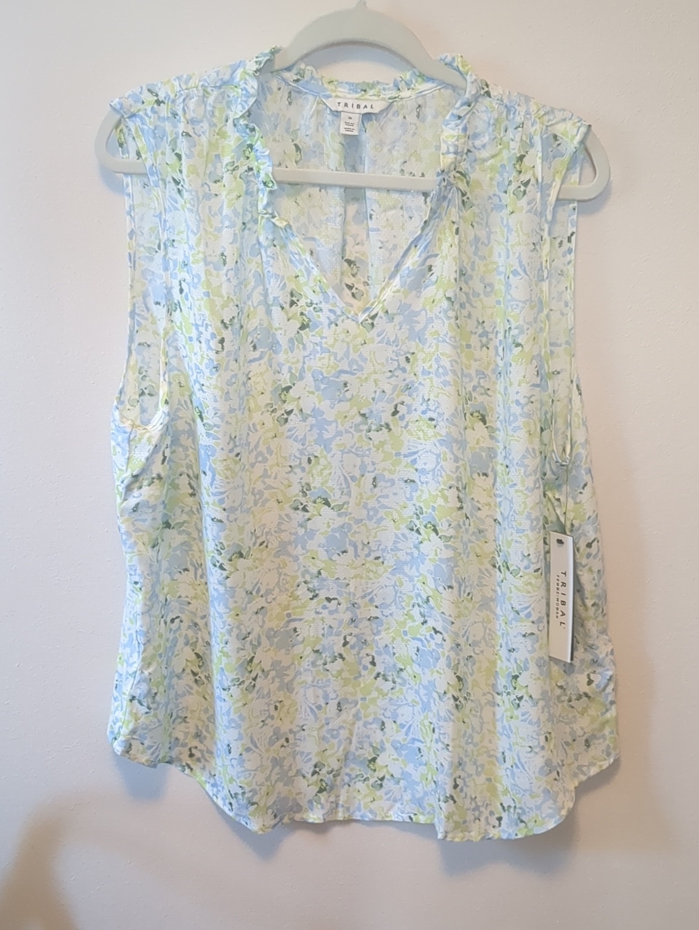 Tribal Floral Ruffle V-Neck Sleeveless Top - Light Blue & Light Green